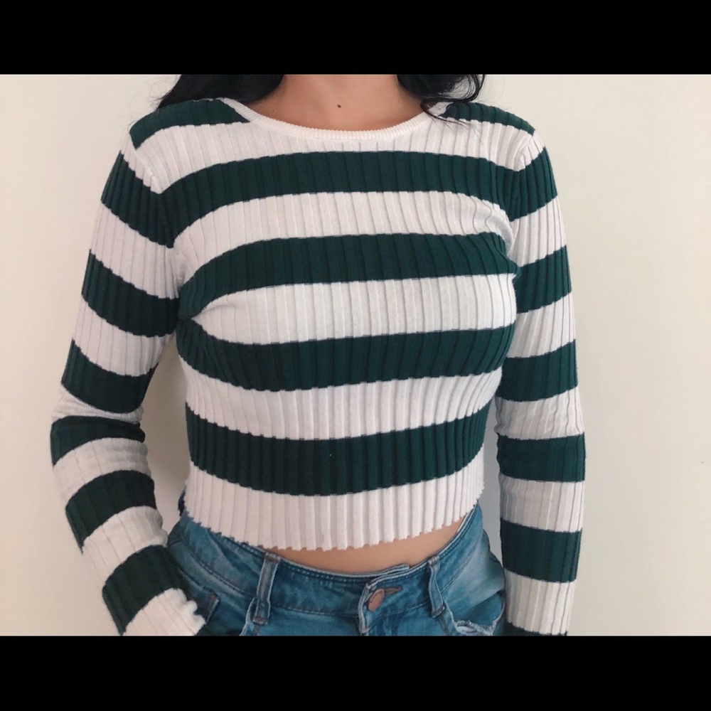 👚 Green and White Striped long sleeve Top 👚